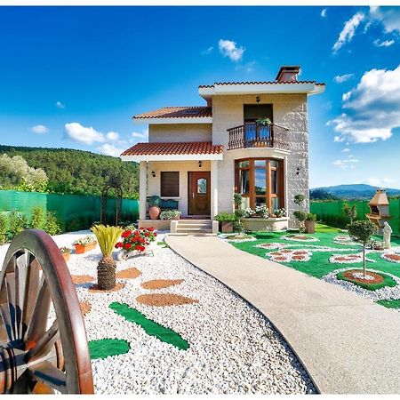 Casa Victoria Garden Con Jacuzzi Y Piscina Villa Калдас Де Реис Екстериор снимка
