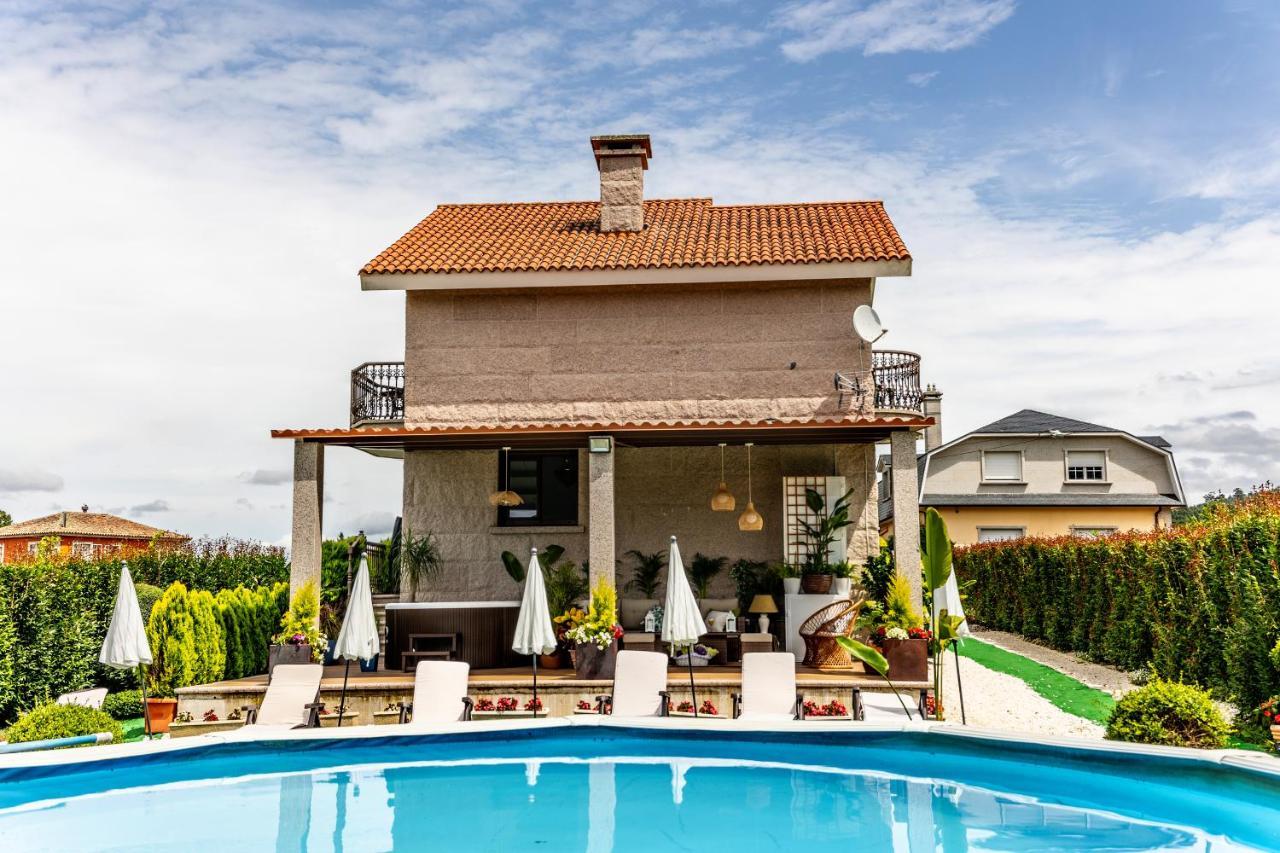 Casa Victoria Garden Con Jacuzzi Y Piscina Villa Калдас Де Реис Екстериор снимка